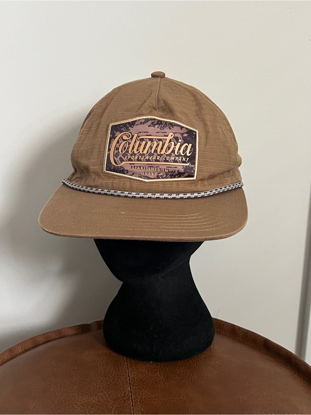 Columbia Men’s Ratchet Strap Snap Back